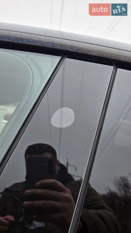 Внедорожник / Кроссовер Tesla Model Y 2023 в Днепре фото 9 Внедорожник / Кроссовер Tesla Model Y 2023 в Днепре