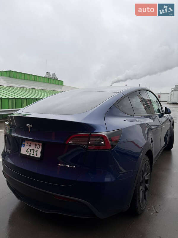 Внедорожник / Кроссовер Tesla Model Y 2022 в Киеве