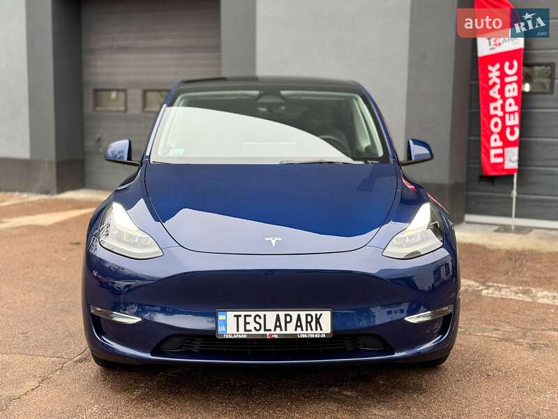 Позашляховик / Кросовер Tesla Model Y 2024 в Києві
