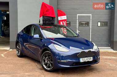 Внедорожник / Кроссовер Tesla Model Y 2024 в Киеве