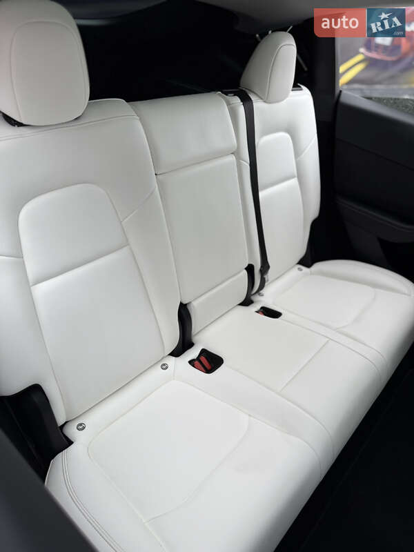 Внедорожник / Кроссовер Tesla Model Y 2024 в Стрые фото 22 Внедорожник / Кроссовер Tesla Model Y 2024 в Стрые