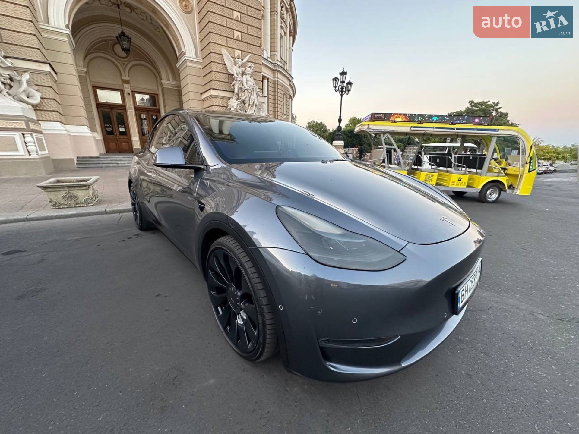 2022 Tesla Model Y - мініатюра 2