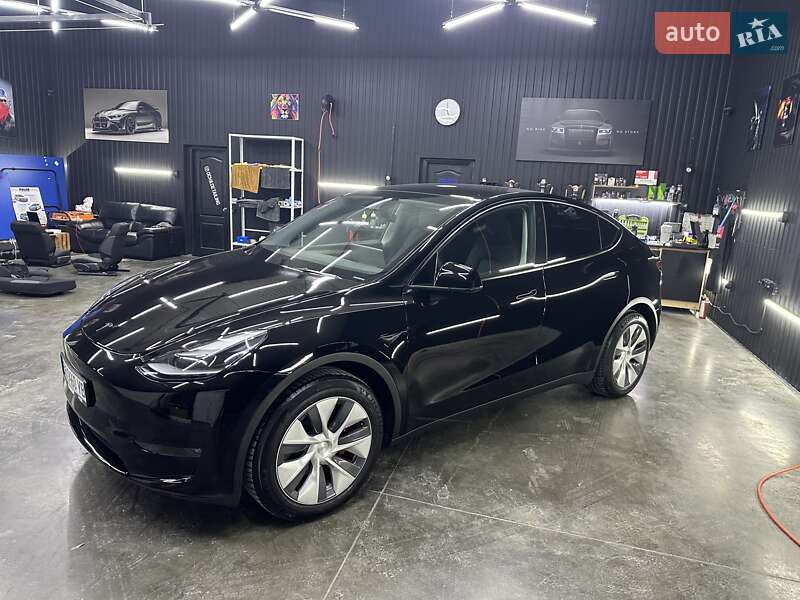 Внедорожник / Кроссовер Tesla Model Y 2024 в Одессе