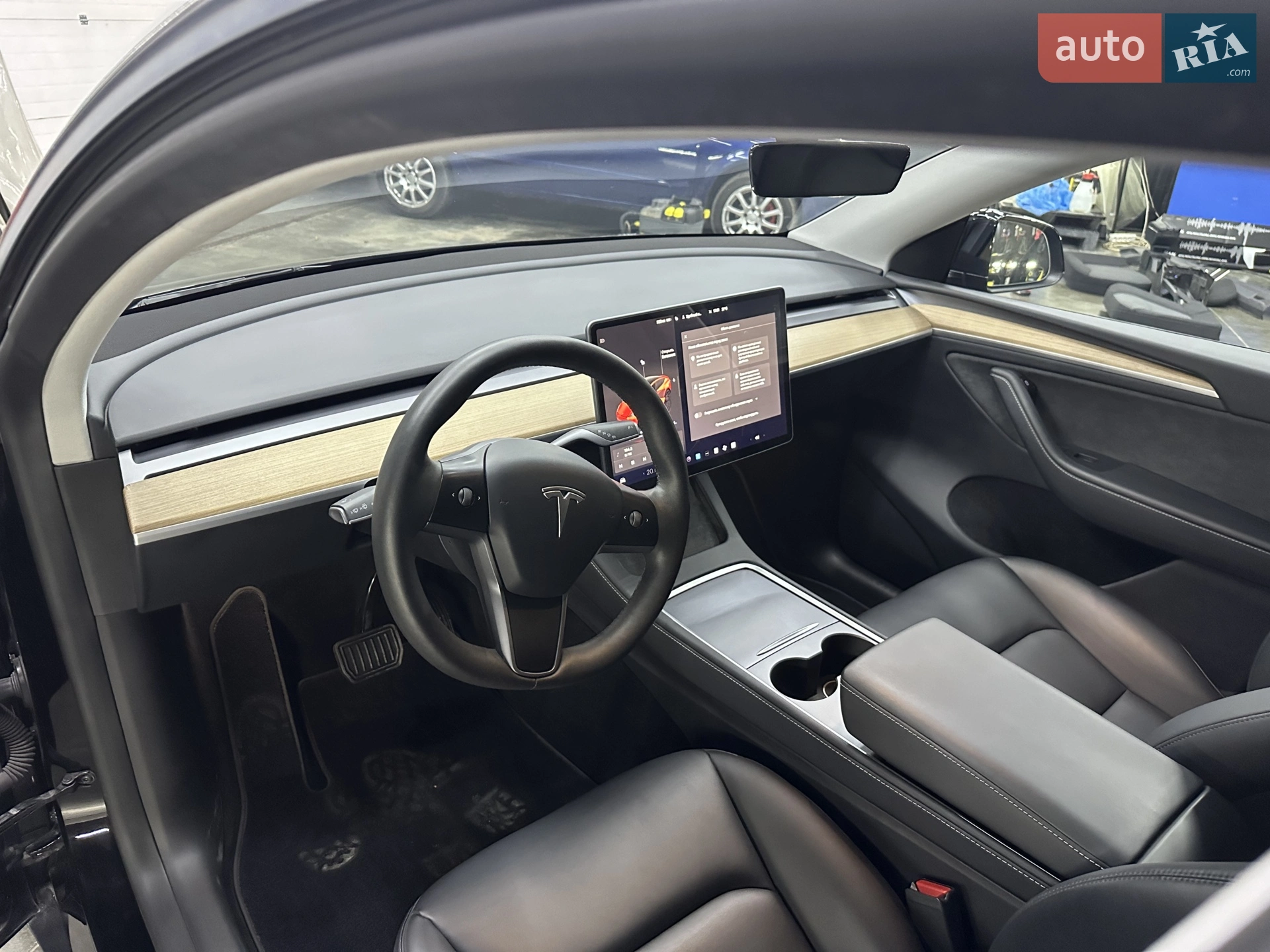 2024 Tesla Model Y - мініатюра 29