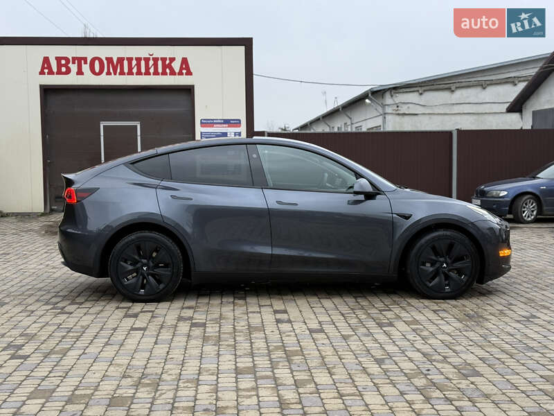 Внедорожник / Кроссовер Tesla Model Y 2023 в Тернополе