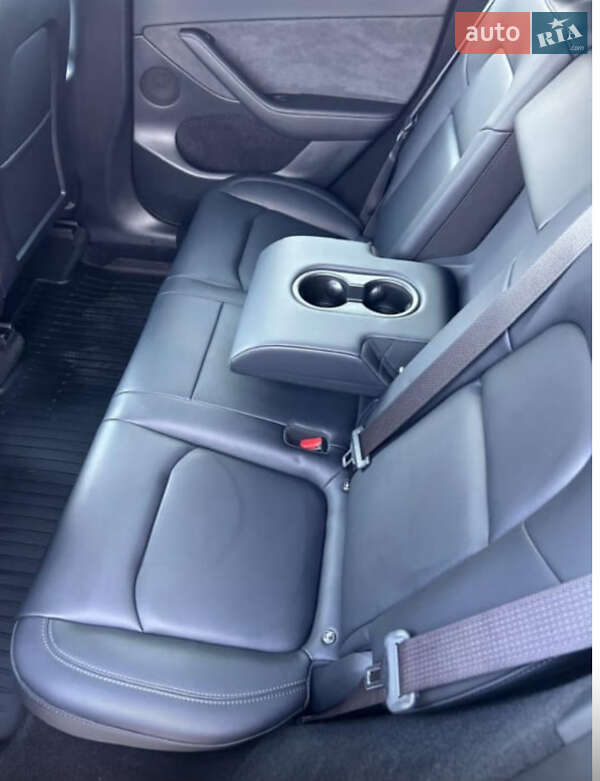 Позашляховик / Кросовер Tesla Model Y 2023 в Одесі
