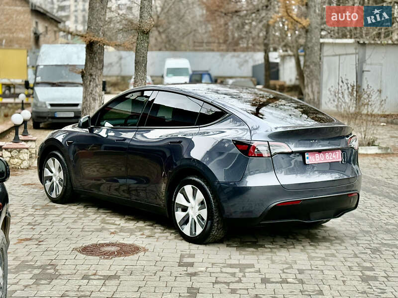 Внедорожник / Кроссовер Tesla Model Y 2023 в Тернополе фото 34 Внедорожник / Кроссовер Tesla Model Y 2023 в Тернополе