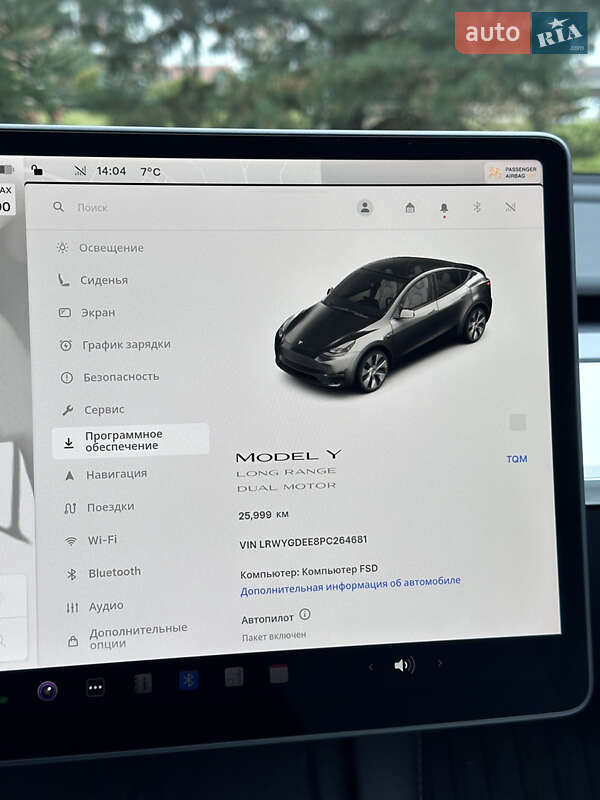 Внедорожник / Кроссовер Tesla Model Y 2023 в Ровно