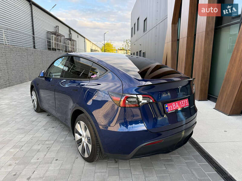 Внедорожник / Кроссовер Tesla Model Y 2021 в Луцке