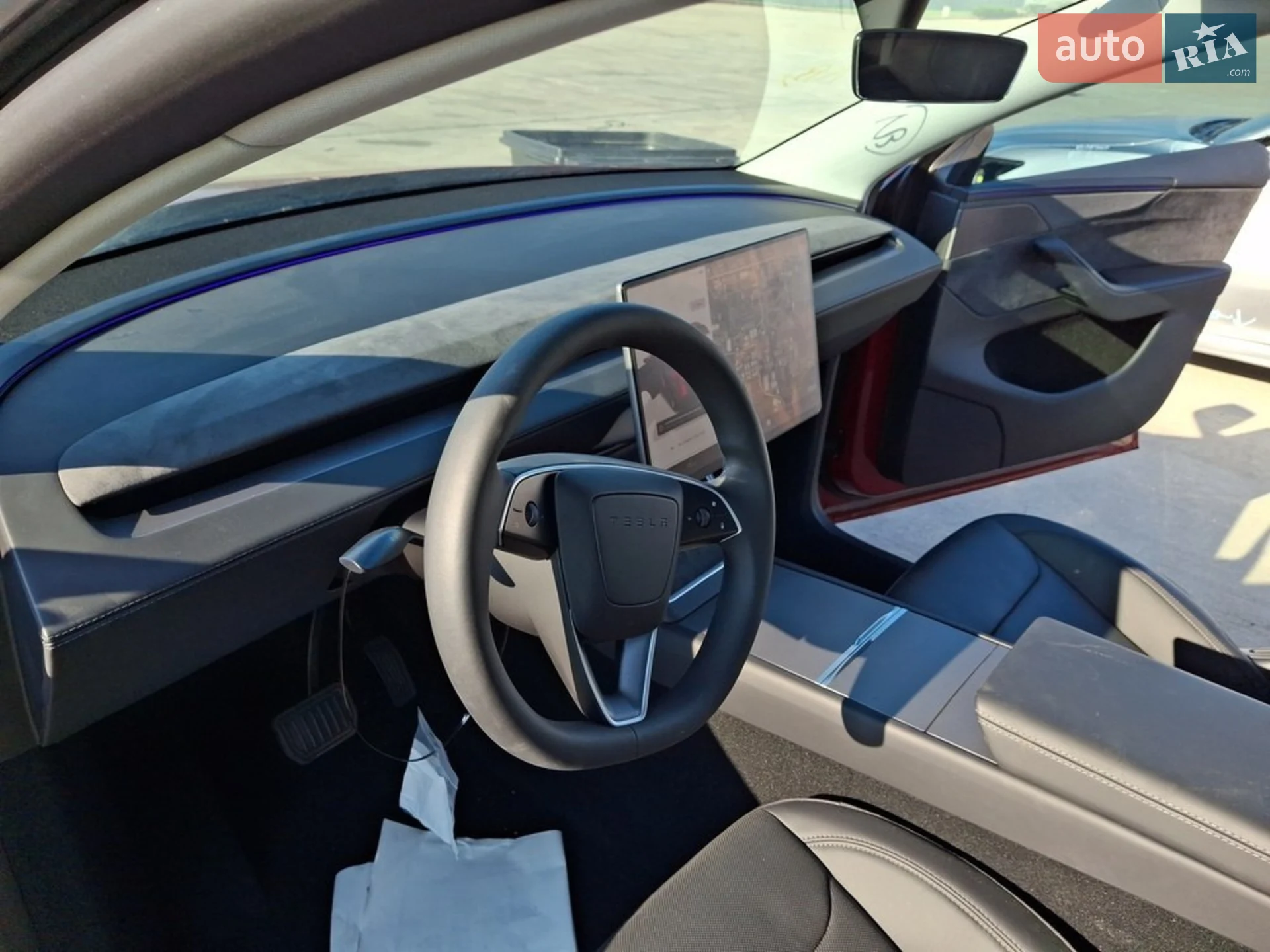 2025 Tesla Model Y - мініатюра 7