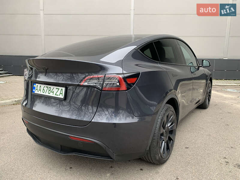 Внедорожник / Кроссовер Tesla Model Y 2024 в Киеве