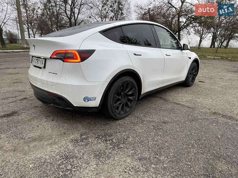 Внедорожник / Кроссовер Tesla Model Y 2020 в Харькове