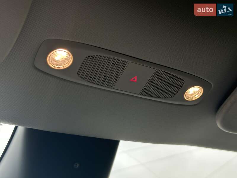 Внедорожник / Кроссовер Tesla Model Y 2023 в Львове