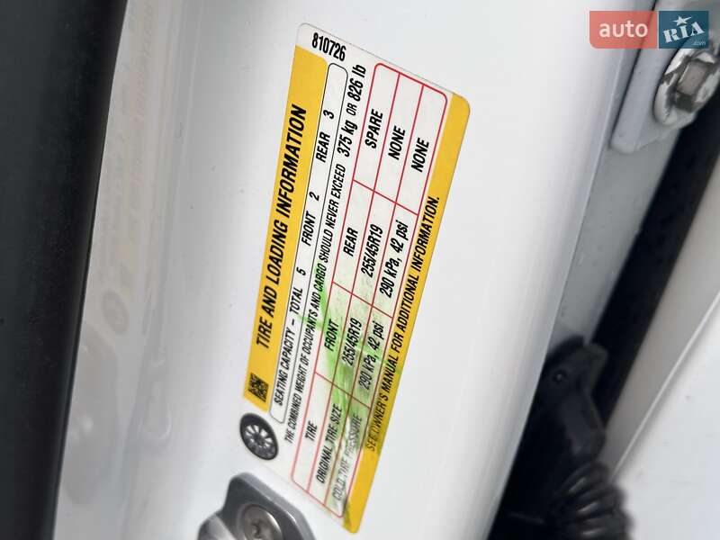 Внедорожник / Кроссовер Tesla Model Y 2023 в Львове