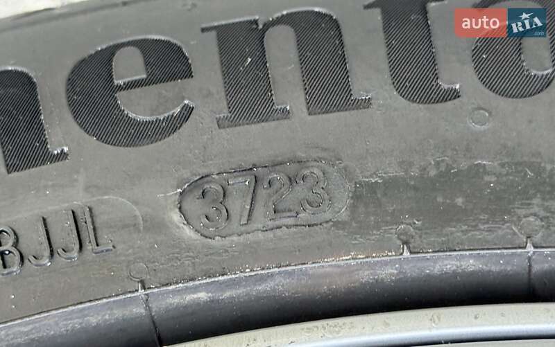 Внедорожник / Кроссовер Tesla Model Y 2023 в Харькове фото 16 Внедорожник / Кроссовер Tesla Model Y 2023 в Харькове