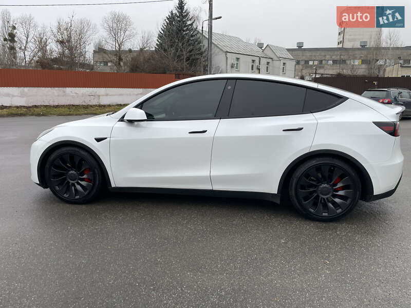 Внедорожник / Кроссовер Tesla Model Y 2022 в Киеве фото 5 Внедорожник / Кроссовер Tesla Model Y 2022 в Киеве