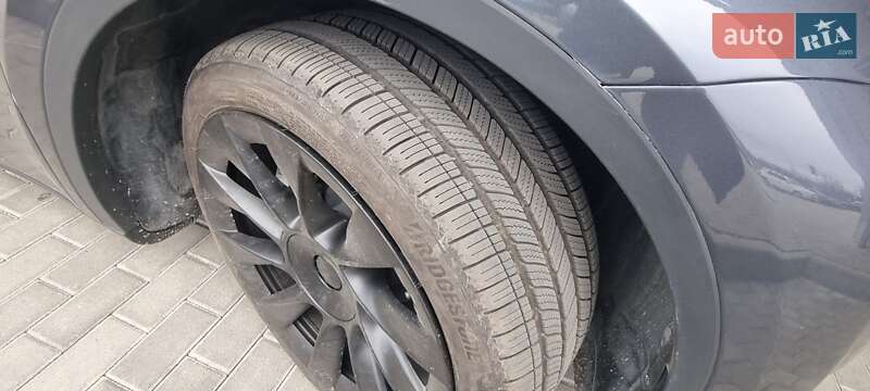 Внедорожник / Кроссовер Tesla Model Y 2023 в Львове фото 4 Внедорожник / Кроссовер Tesla Model Y 2023 в Львове