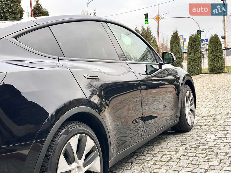 Внедорожник / Кроссовер Tesla Model Y 2023 в Киеве фото 35 Внедорожник / Кроссовер Tesla Model Y 2023 в Киеве