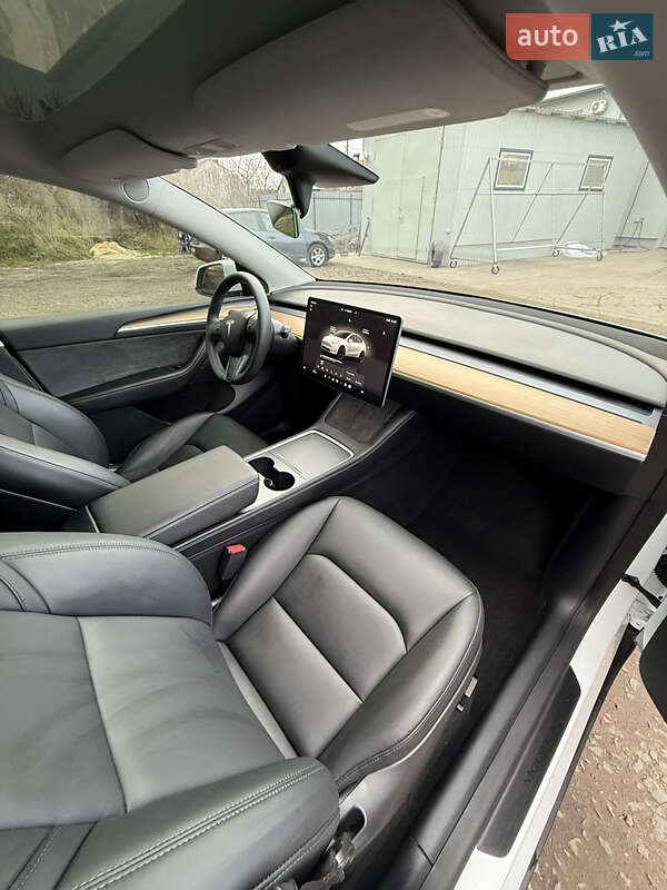 Внедорожник / Кроссовер Tesla Model Y 2022 в Луцке фото 44 Внедорожник / Кроссовер Tesla Model Y 2022 в Луцке