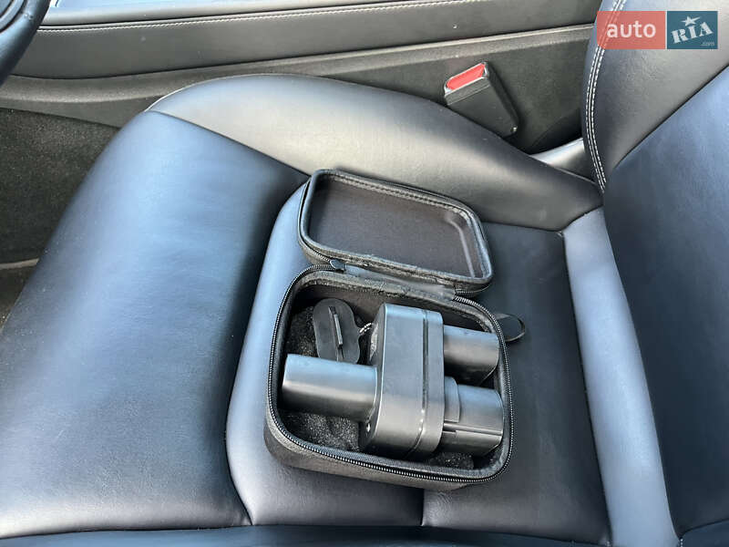 Внедорожник / Кроссовер Tesla Model Y 2021 в Кривом Роге