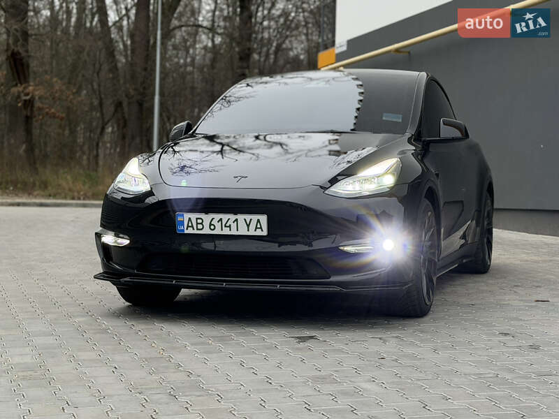 Внедорожник / Кроссовер Tesla Model Y 2023 в Виннице