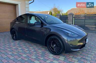 Позашляховик / Кросовер Tesla Model Y 2024 в Коломиї
