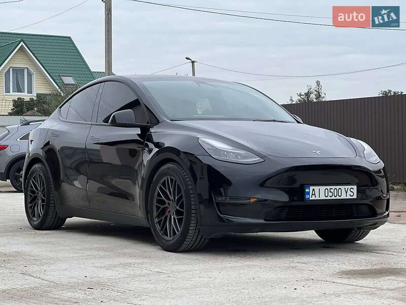 Tesla Model Y 2021
