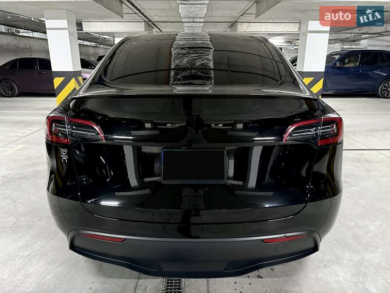 Внедорожник / Кроссовер Tesla Model Y 2023 в Днепре фото 10 Внедорожник / Кроссовер Tesla Model Y 2023 в Днепре