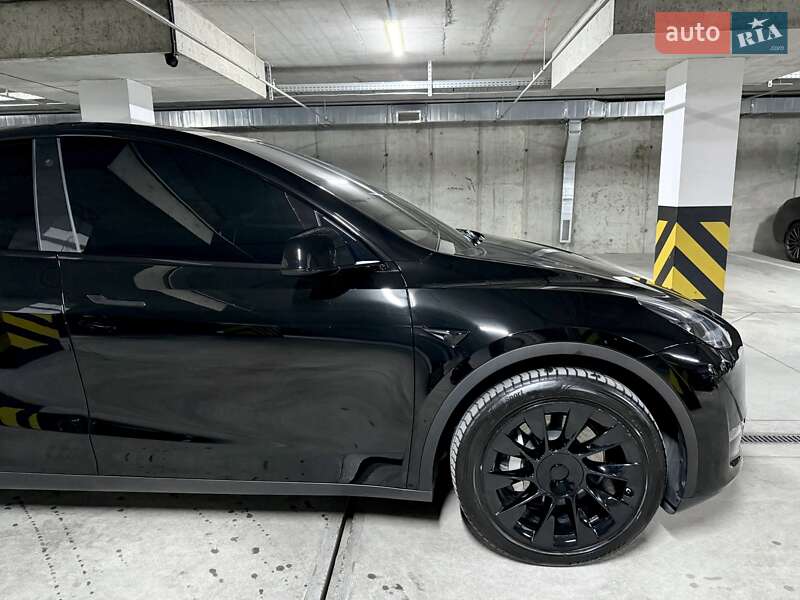 Внедорожник / Кроссовер Tesla Model Y 2023 в Днепре фото 16 Внедорожник / Кроссовер Tesla Model Y 2023 в Днепре