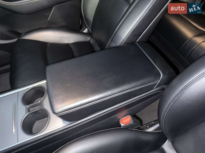 Внедорожник / Кроссовер Tesla Model Y 2021 в Стрые фото 47 Внедорожник / Кроссовер Tesla Model Y 2021 в Стрые