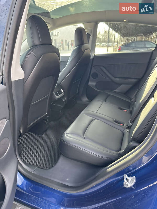 Внедорожник / Кроссовер Tesla Model Y 2020 в Лубнах