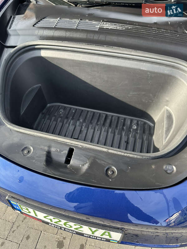 Внедорожник / Кроссовер Tesla Model Y 2020 в Лубнах