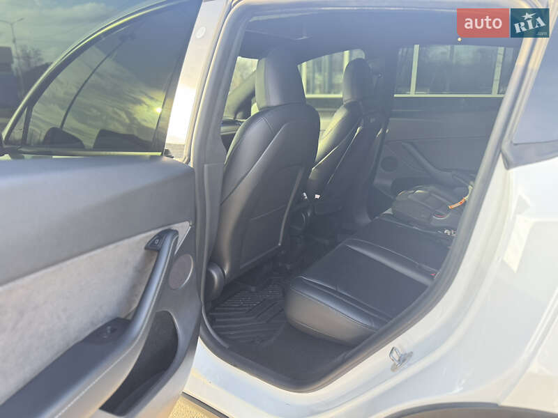 Внедорожник / Кроссовер Tesla Model Y 2022 в Харькове фото 17 Внедорожник / Кроссовер Tesla Model Y 2022 в Харькове