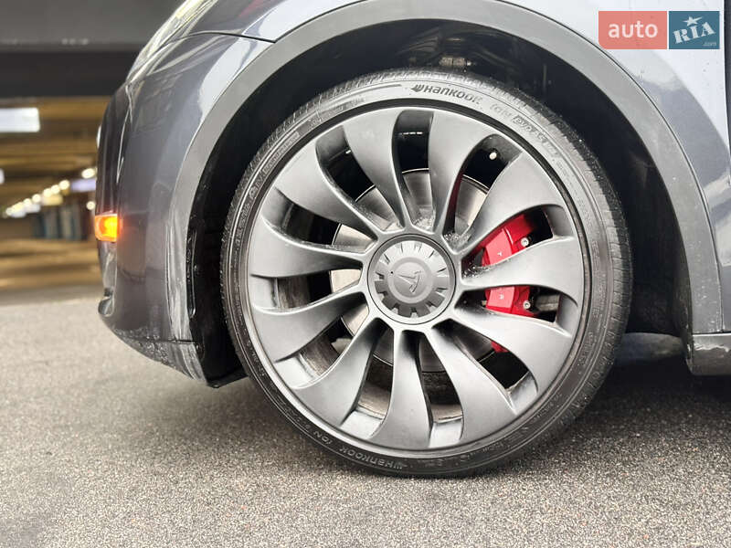 Внедорожник / Кроссовер Tesla Model Y 2024 в Киеве фото 12 Внедорожник / Кроссовер Tesla Model Y 2024 в Киеве