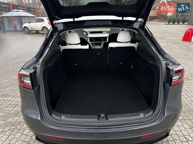 Внедорожник / Кроссовер Tesla Model Y 2023 в Полтаве фото 25 Внедорожник / Кроссовер Tesla Model Y 2023 в Полтаве