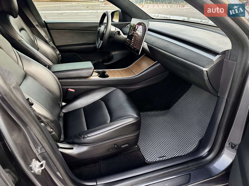Внедорожник / Кроссовер Tesla Model Y 2020 в Днепре фото 23 Внедорожник / Кроссовер Tesla Model Y 2020 в Днепре