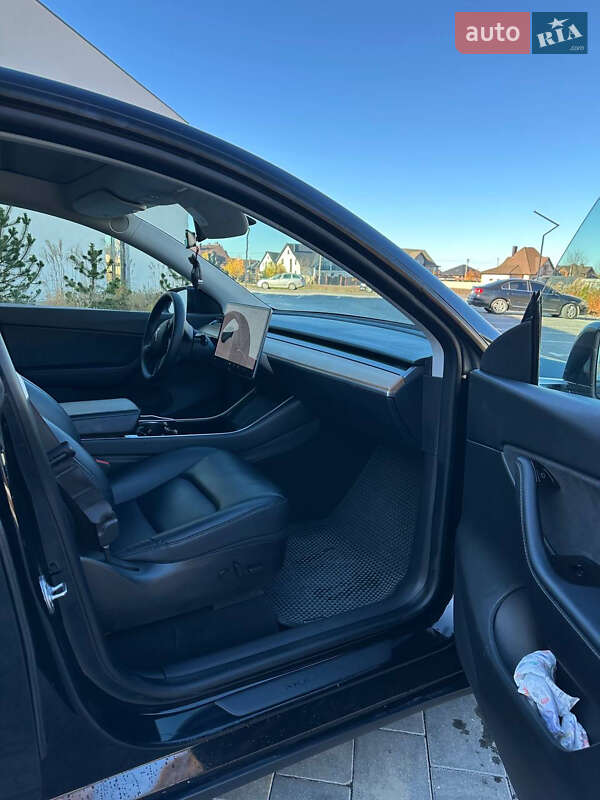 Внедорожник / Кроссовер Tesla Model Y 2020 в Луцке фото 12 Внедорожник / Кроссовер Tesla Model Y 2020 в Луцке