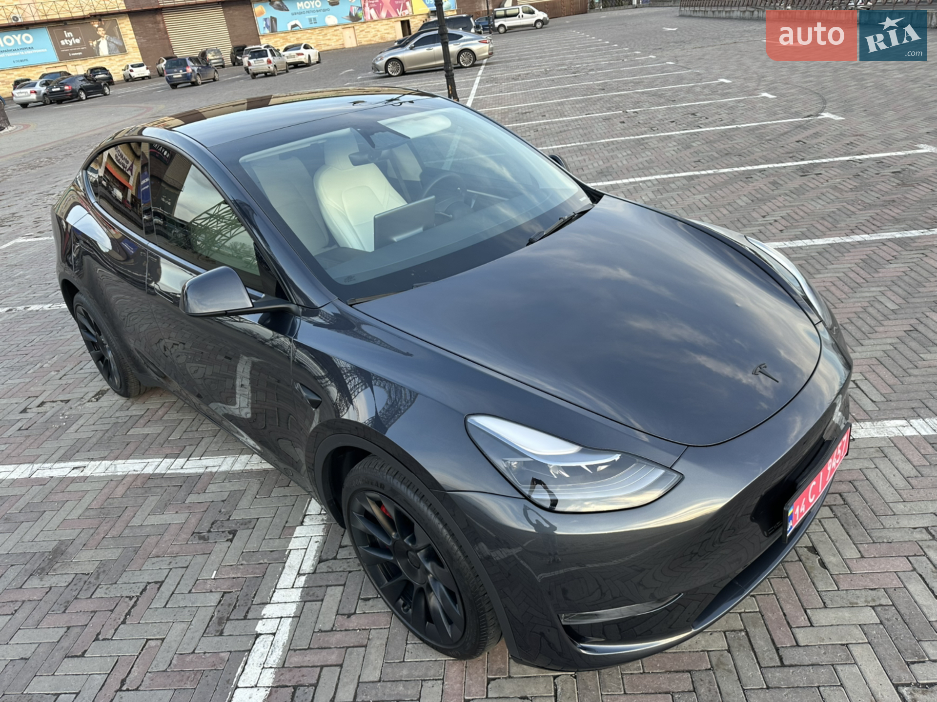 2024 Tesla Model Y - мініатюра 14