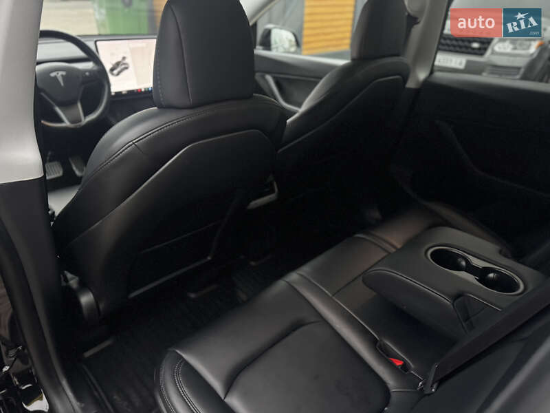 Внедорожник / Кроссовер Tesla Model Y 2021 в Житомире