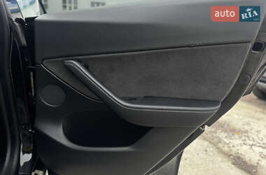 Внедорожник / Кроссовер Tesla Model Y 2021 в Житомире