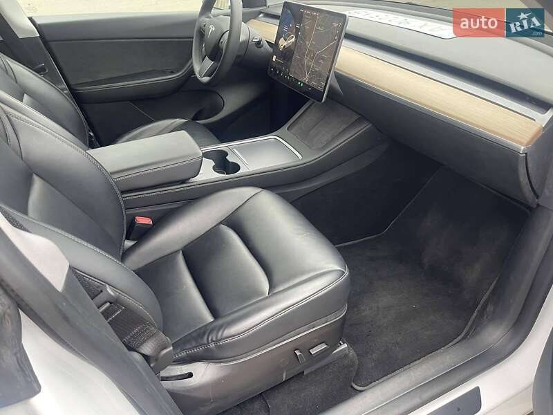 Внедорожник / Кроссовер Tesla Model Y 2021 в Харькове фото 13 Внедорожник / Кроссовер Tesla Model Y 2021 в Харькове