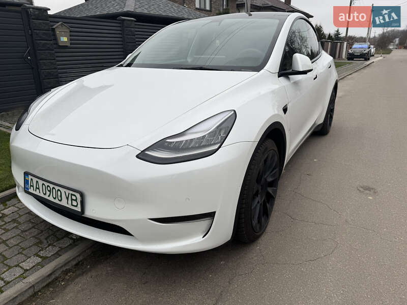 Внедорожник / Кроссовер Tesla Model Y 2021 в Киеве