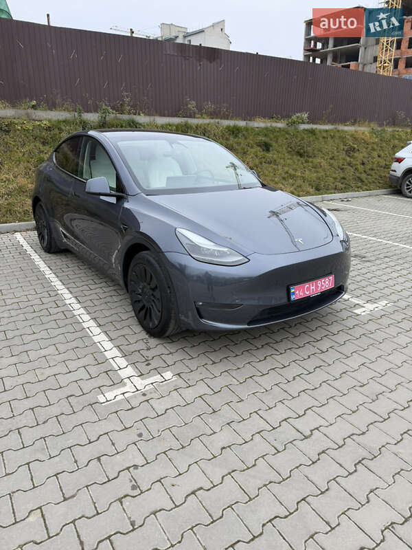 Внедорожник / Кроссовер Tesla Model Y 2023 в Тернополе фото 4 Внедорожник / Кроссовер Tesla Model Y 2023 в Тернополе