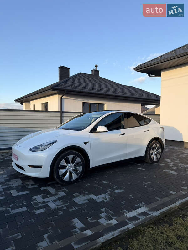 Внедорожник / Кроссовер Tesla Model Y 2022 в Луцке
