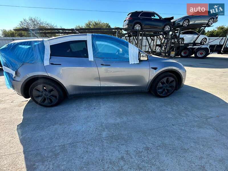 Внедорожник / Кроссовер Tesla Model Y 2024 в Луцке фото 14 Внедорожник / Кроссовер Tesla Model Y 2024 в Луцке