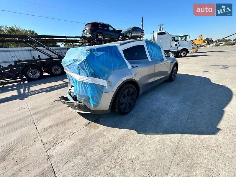 Внедорожник / Кроссовер Tesla Model Y 2024 в Луцке фото 21 Внедорожник / Кроссовер Tesla Model Y 2024 в Луцке