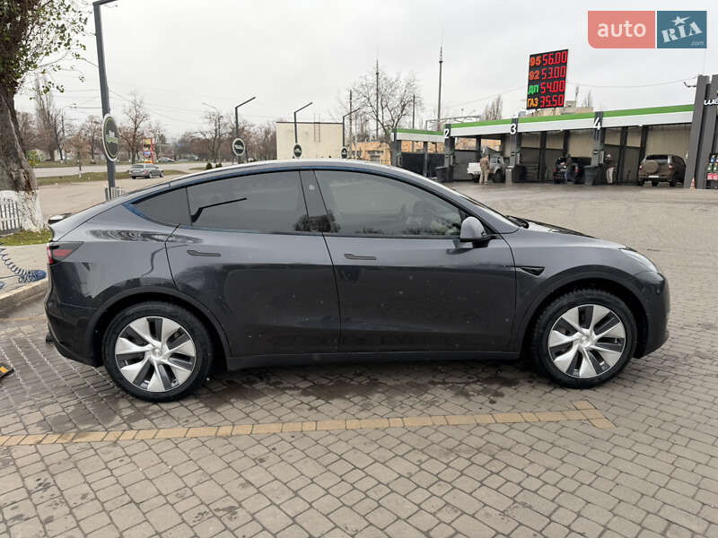 Внедорожник / Кроссовер Tesla Model Y 2024 в Харькове фото 4 Внедорожник / Кроссовер Tesla Model Y 2024 в Харькове
