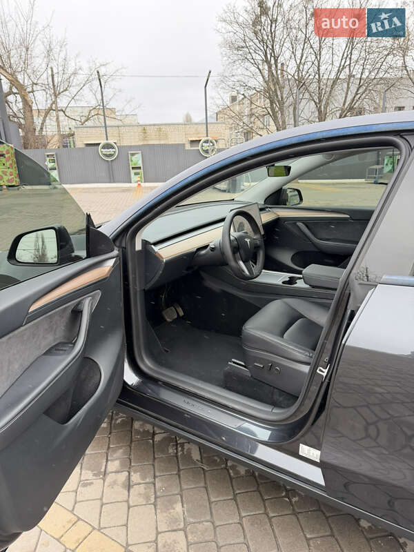 Внедорожник / Кроссовер Tesla Model Y 2024 в Харькове фото 8 Внедорожник / Кроссовер Tesla Model Y 2024 в Харькове