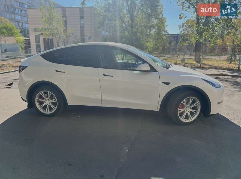 Внедорожник / Кроссовер Tesla Model Y 2022 в Киеве фото 3 Внедорожник / Кроссовер Tesla Model Y 2022 в Киеве