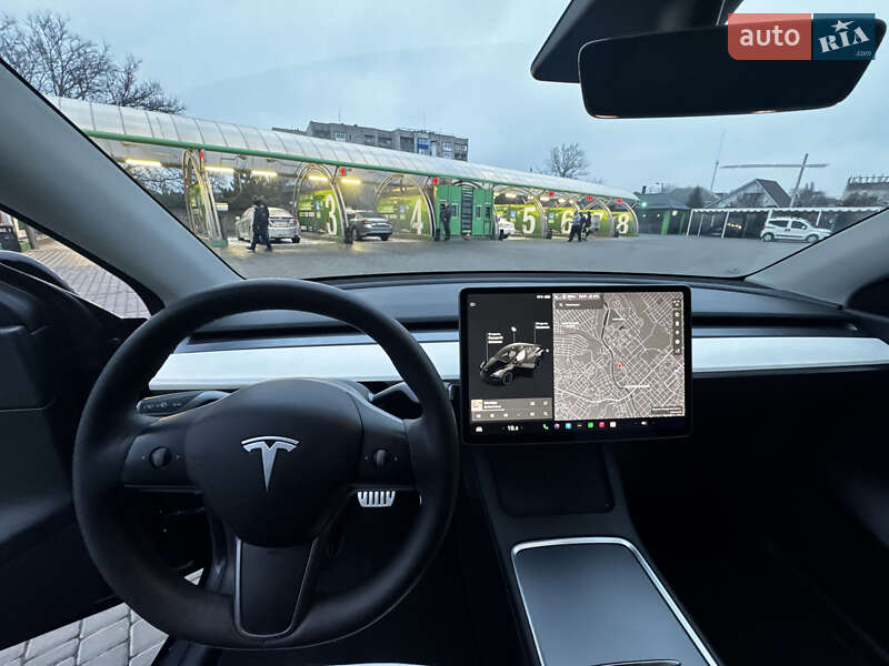 Внедорожник / Кроссовер Tesla Model Y 2022 в Киеве